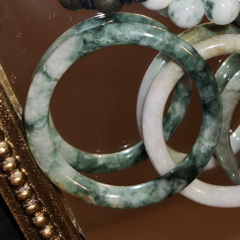 Royal Green Jade Bangle